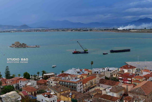 Ναύπλιο: Ξεκίνησαν οι εργασίες για την εκβάθυνση του Λιμανιού (βίντεο)