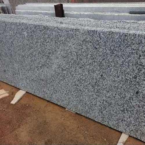 Perbedaan Granit  Alam  dengan Granit  Tile