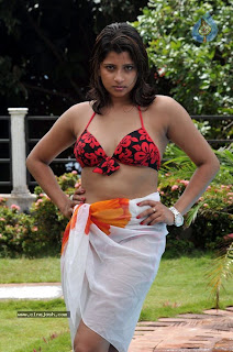  Nadeesha Hemamali Sexy Figure