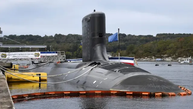 Ceremonia de botadura del USS Hyman G. Rickover (SSN 795)
