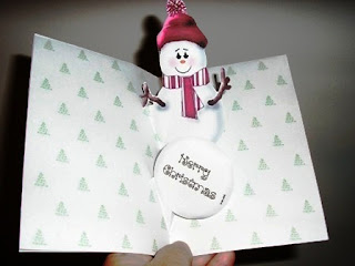 http://craftysusie.blogspot.com/2009/11/new-printable-christmas-popup-card.html