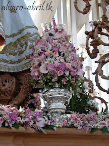 exorno-floral-procesion-carmen-coronada-malaga-2012-alvaro-abril-flor-(28).jpg