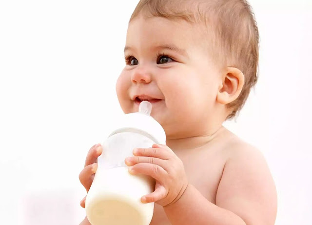 Susu Sebagai Alternatif ASI Untuk Bayi