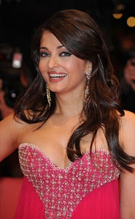 Actress Aishwarya Rai Bachchan Hairstyle Picture gallery