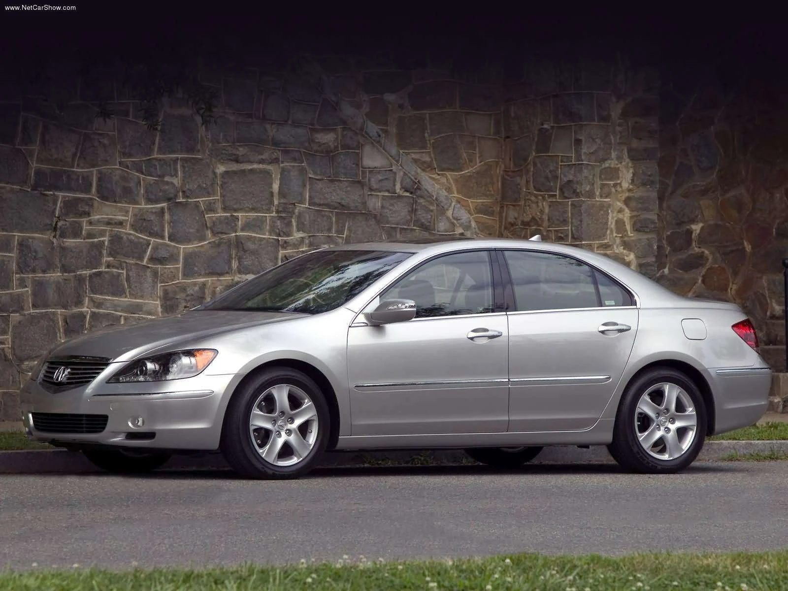 Hình ảnh xe ô tô Acura RL 2005 & nội ngoại thất