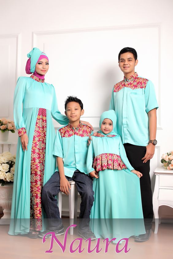 Inspirasi Terkini 25 Contoh Model  Baju  Seragam Keluarga  