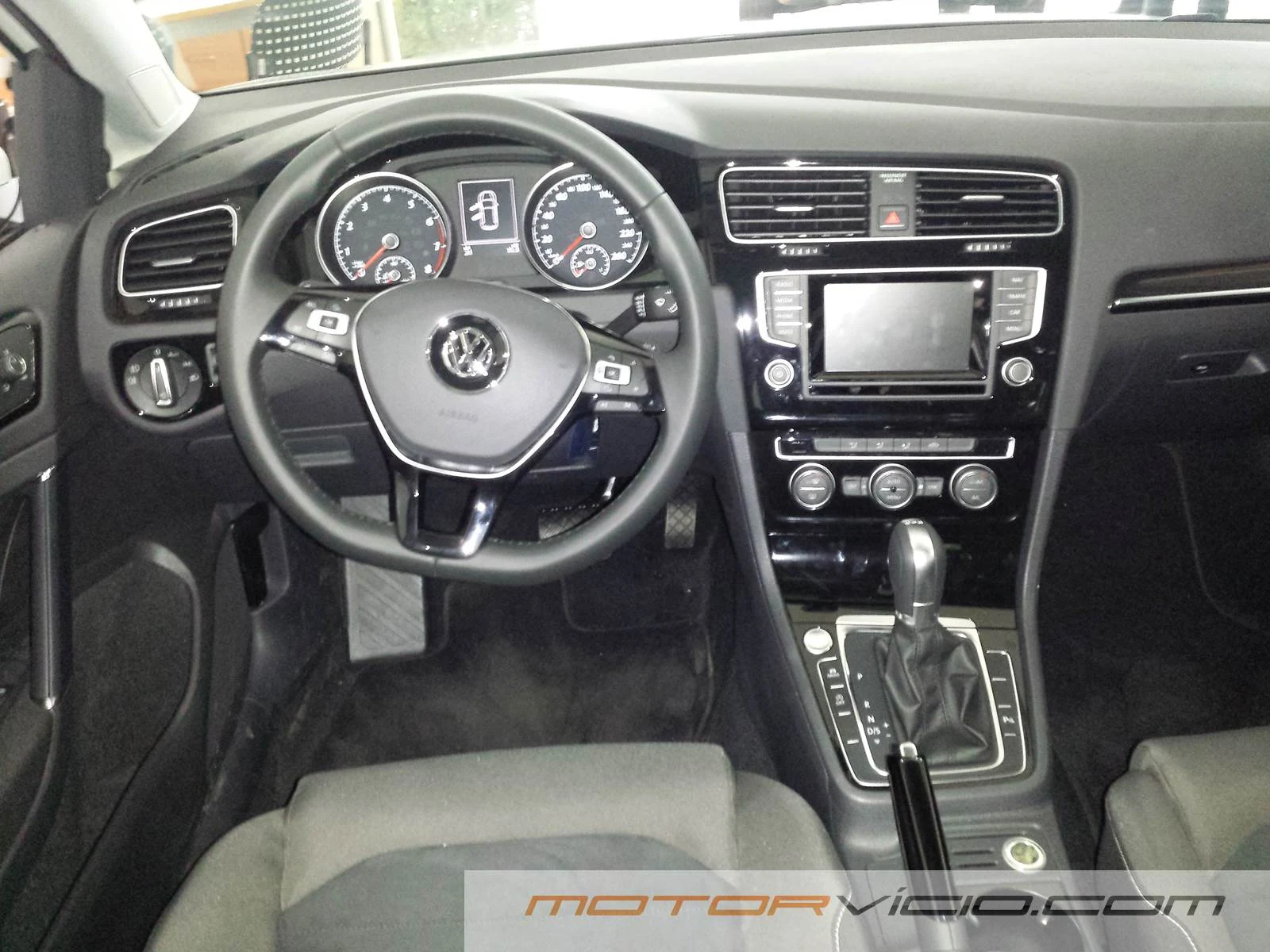 VW Golf 2015 Highline Elegance - fabricação do México - interior