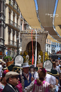 SALIDA DE LA HERMANDAD DEL ROCÍO DE GRANADA