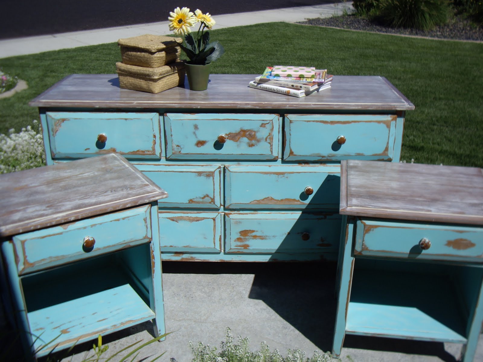A Brush of Whimsy: Melody's Turquoise Bedroom Set