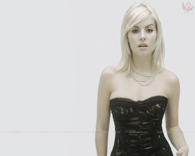 elisha_cuthbert_hollywood_hot_actress_wallpaper_27_sweetangelonly.com