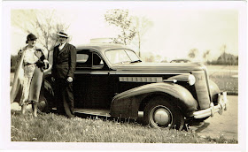undated automobile circa 1940s or late 1930s