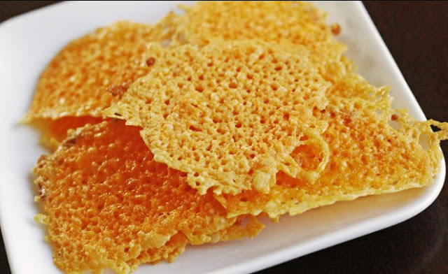Homemade Baked Cheese Crisps #healthy #keto