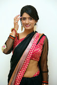 Nidhi Natuiyal Glamorous Photos in Saree-thumbnail-27