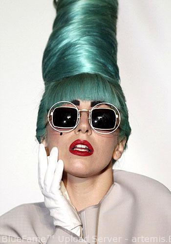 rambut lady gaga