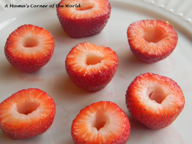 Strawberry Cheesecake Bites Preparing the Strawberries