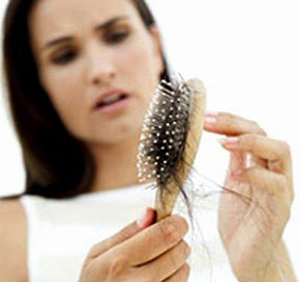 How to Deal With Extensive Hair Loss And Baldness