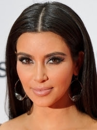 Best-Kim-Kardashian-Makeup-Looks-for-Summer-2012