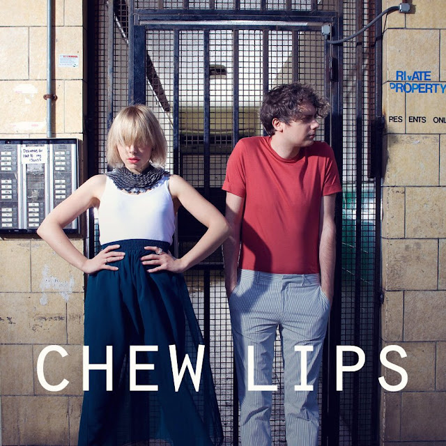 CHEW LIPS: DO YOU CHEW?