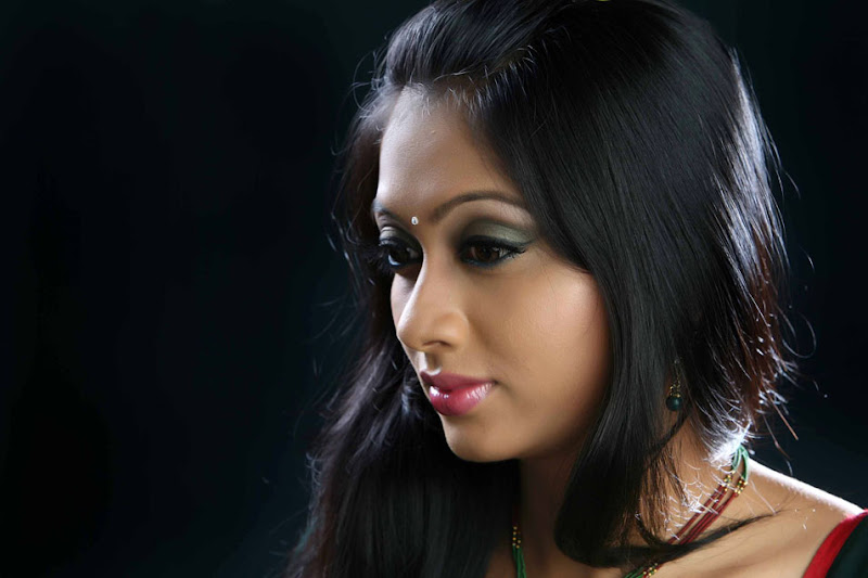 Telugu Actress Udaya Tara Photo Gallery glamour images