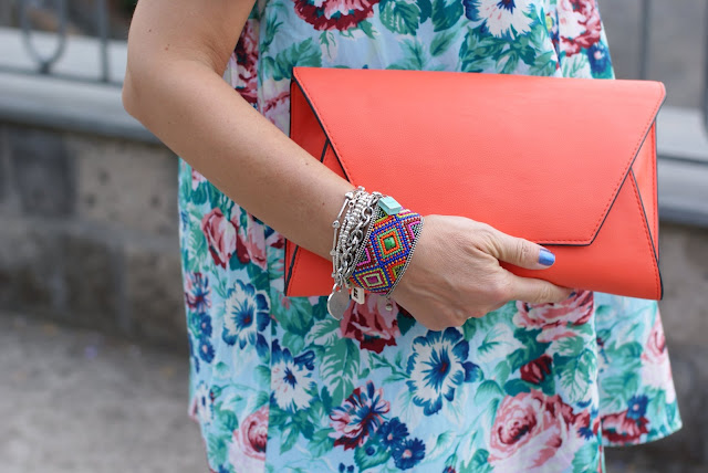 Zara orange clutch, Chanel bel argus nail polish, Fashion and Cookies, fashion blog