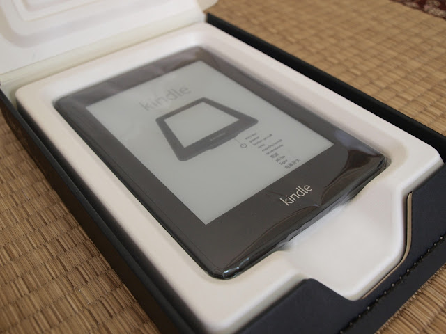 Amazon Kindle Paperwhite 電子書閱讀器開箱