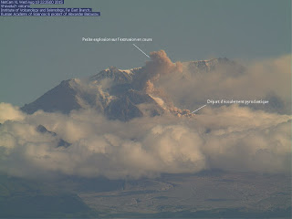 Ecoulement pyroclastique sur le volcan Shiveluch, ou Sheveluch, 19 août 2015