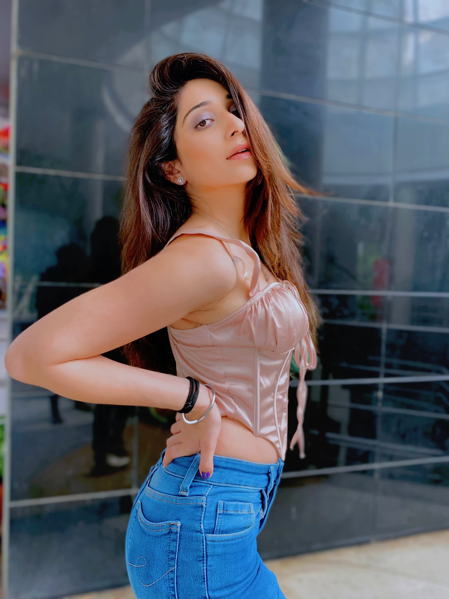 Vrushika Mehta HD UHD Photo