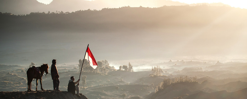 Sunrise Gunung Bromo by Rusli Chang