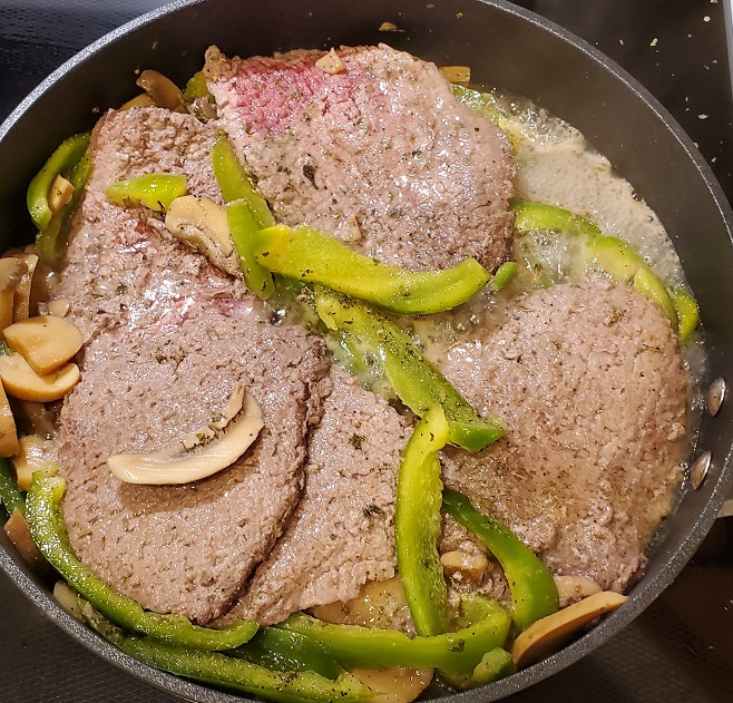 cube steaks with peppers