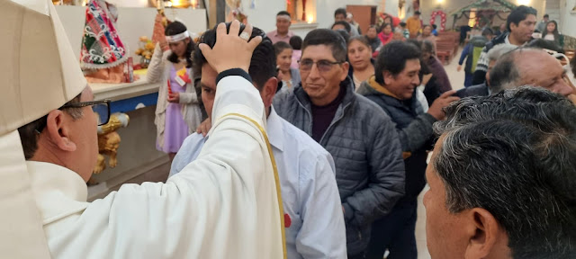 Gestern Abend Konfirmationen in der Pfarrei San Pedro de Macha – Bolivien