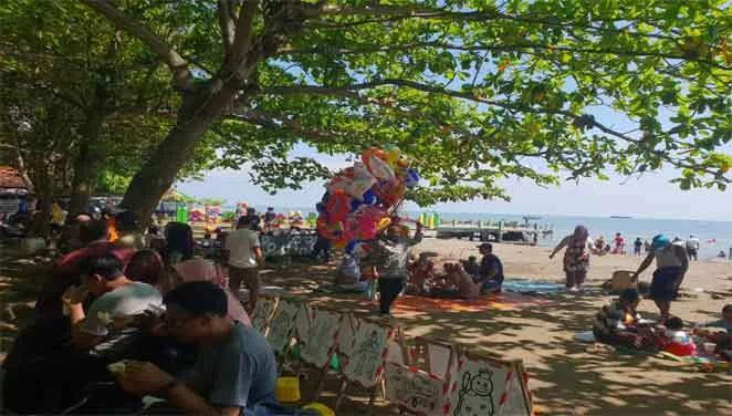 Pesona Alam Batang: 11.640 Wisatawan Terpesona dengan Keindahan Destinasi Wisata Sigandu, Pantai Jodo, dan Tubing Padansari