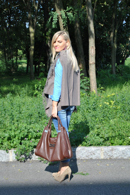 outfit jeans e tacchi jeans e tacchi jeans skinny come abbinare i jeans skinny abbinamenti jeans skinny come abbinare jeans e tacchi mariafelicia magno fashion blogger colorblock by felym fashion blog italiani fashion blogger italiane blog di moda blogger italiane di moda ragazze bionde jeans and heels how to wear jeans and heels how to combine jeans and heels outfit autunnali casual outfit ottobre 2015 fall outfit fall casual outfit