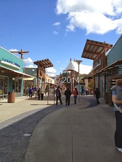 Seattle Premium Outlets