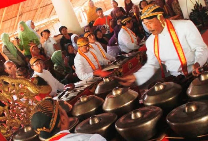 Tradisi Sekaten, Simbol Kedatangan Bulan Maulid