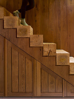 Изготовление лестниц из бука, дуба, ясеня на заказ в Кропоткине