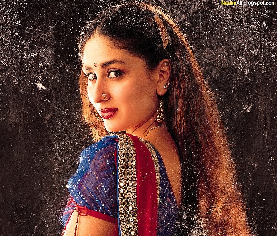 kareena-kapoor-hot-2003