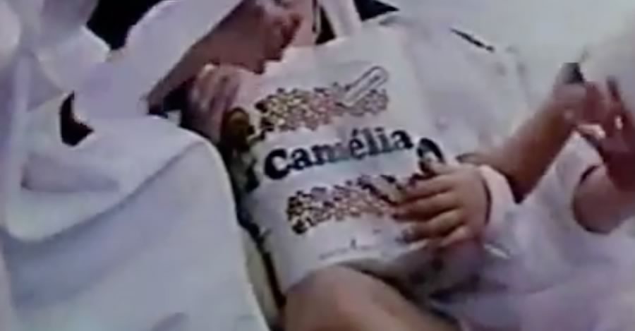 Propaganda do Papel Higiênico Camélia em ritmo de Natal para o ano de 1988