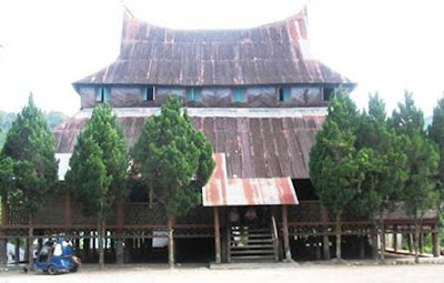 Rumah Adat Bagas Godang, Batak Mandailing