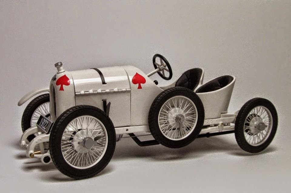 http://www.porsche1-18.com/2014/11/1922-austro-daimler-sascha-fahrtraum.html