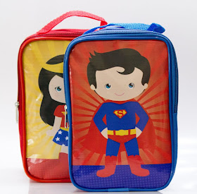 lembrancinha super homem e mulher maravilha cute, festa mulhe rmaravilha, festa super homem, bolsinha mulher maravilha, bolsinha super homem, mochilinha, mochilinha ursinha personalizada, personalizados, festa infantil, mochilinha personalizada, bolsinha personalizada, bolsinha infantil, mochila infantil personalizada, necessaire, necessaire infantil, 