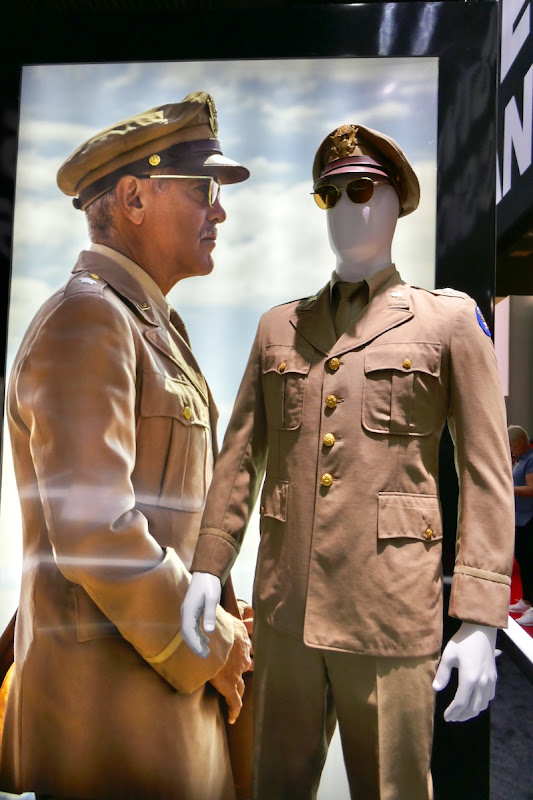 George Clooney Catch-22 Scheisskopf US Army uniform