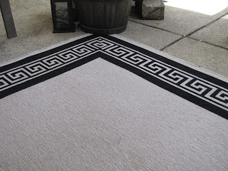 clean outdoor rug