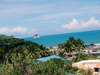 La playa de Sua – Lugares turísticos del Ecuador  - Sua un pariso de Playa