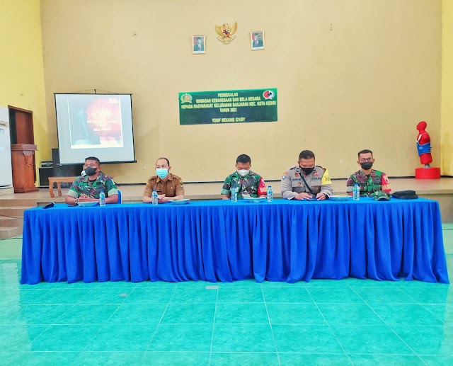 Karya Bakti TNI Satnonkowil Kodim 0809/Kediri Berikan Wawasan Kebangsaan Kepada Masyarakat di Kelurahan Banjaran 