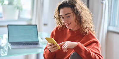 social media specialist