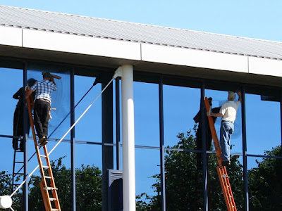 commercial window cleaner in Chesterfield MO