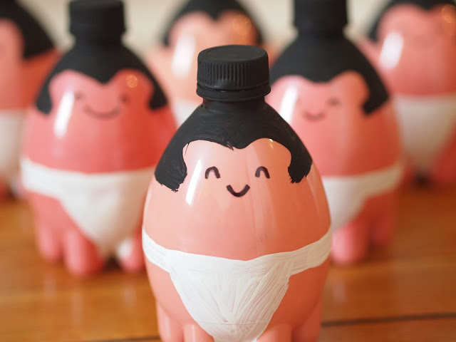 sumo wrestler plastic bottle bowling pins