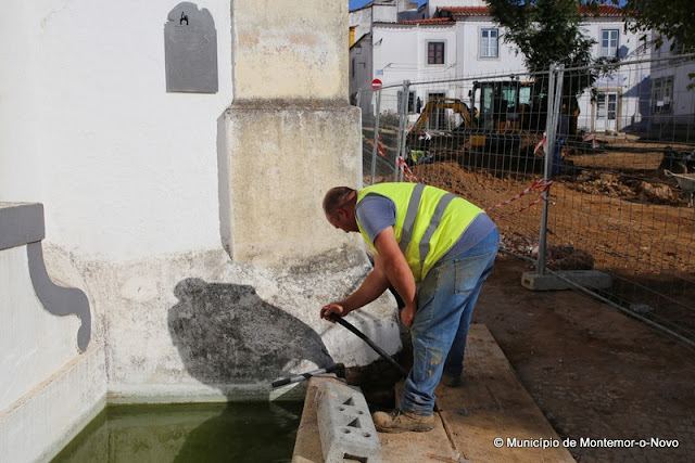 Poço descoberto em obras do Largo dos Paços do Concelho de Montemor-o-Novo