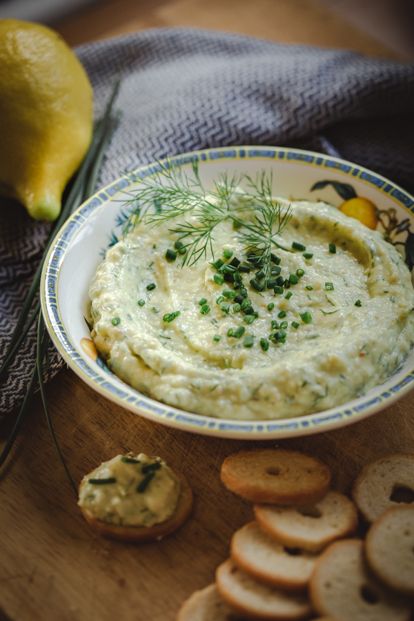 Weekends in The Kitchen: Разядка с тиквички ~ Zucchini Dip