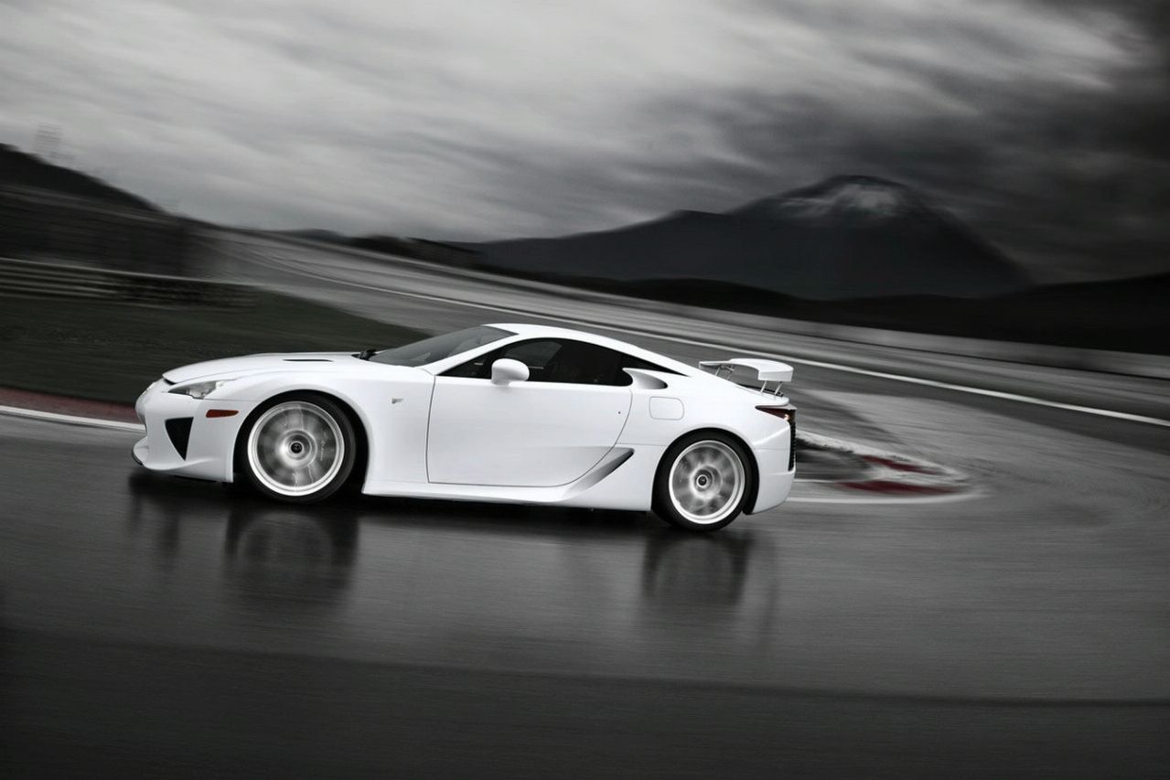 lexus sport car